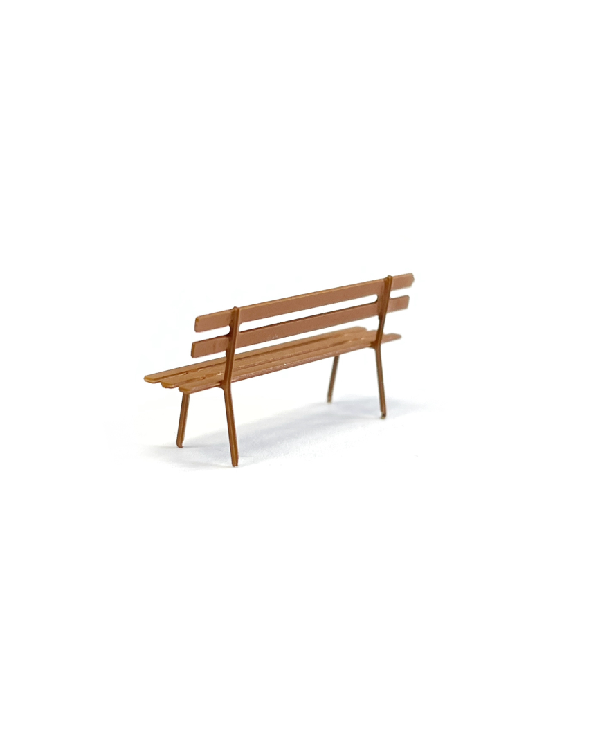 H0 | Brown park benches