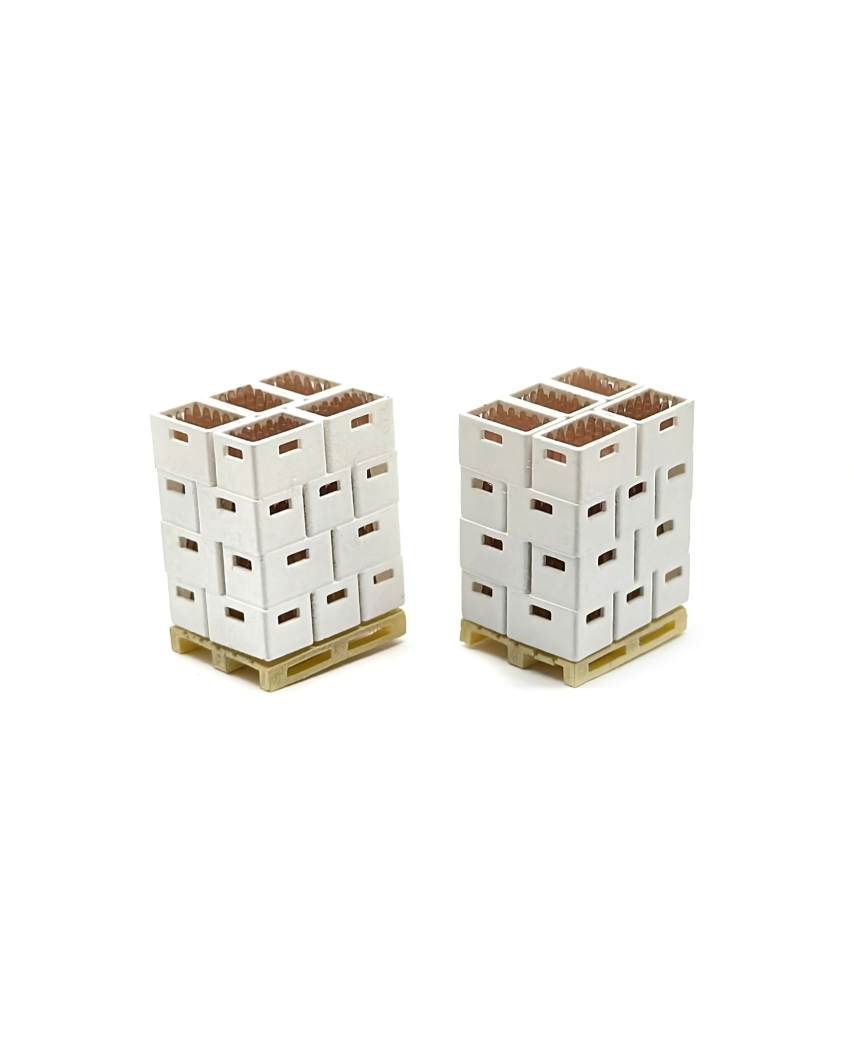 White beer boxes on pallet (2 units)