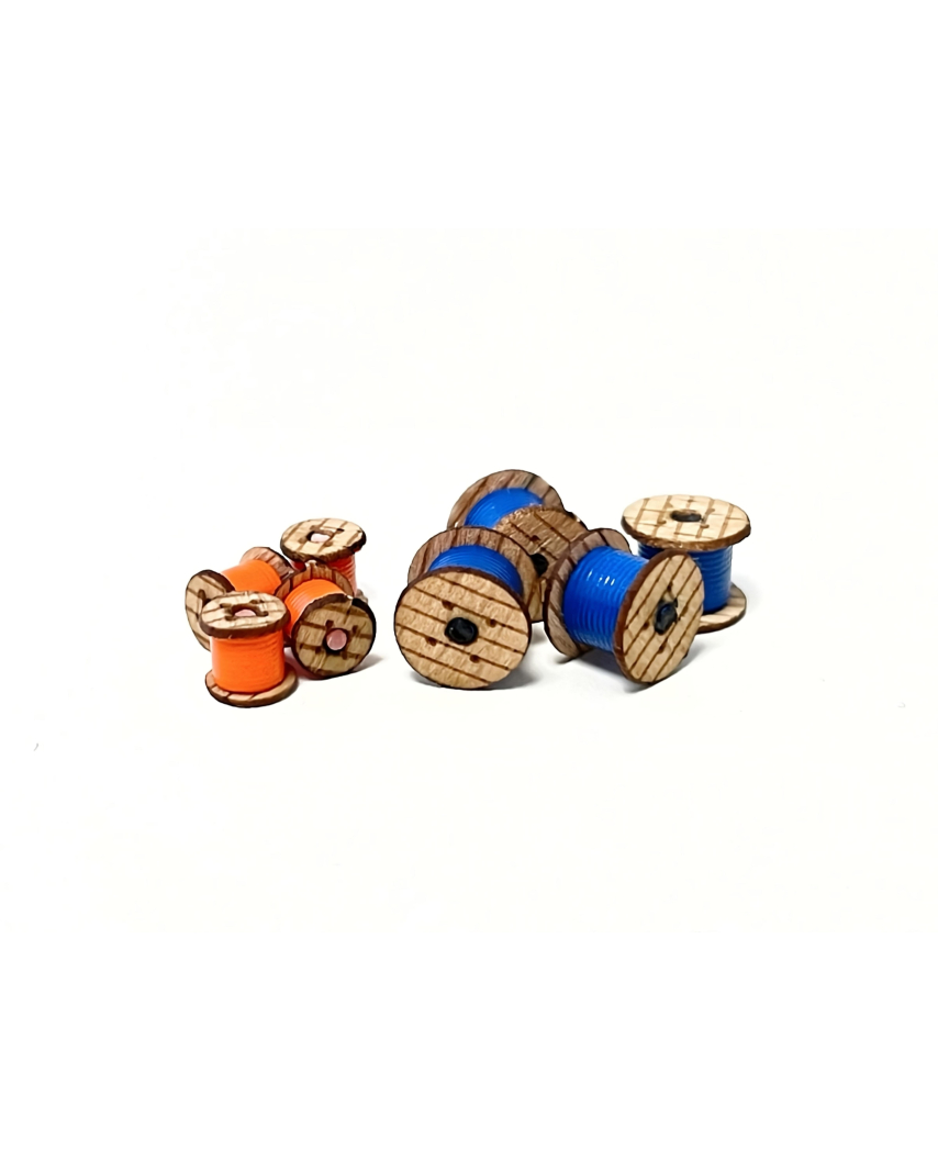 Bobinas de cable de madera (pequeñas)