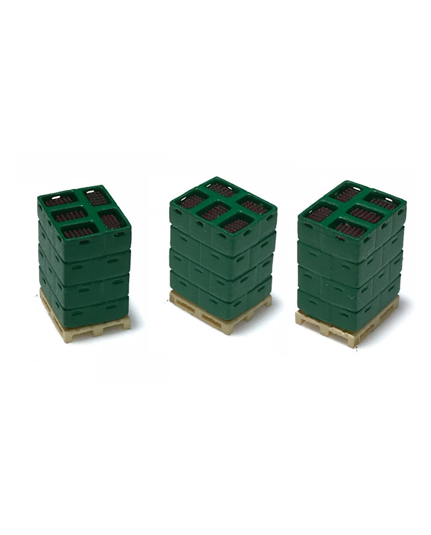 3 palés con cajas de botellas - verde