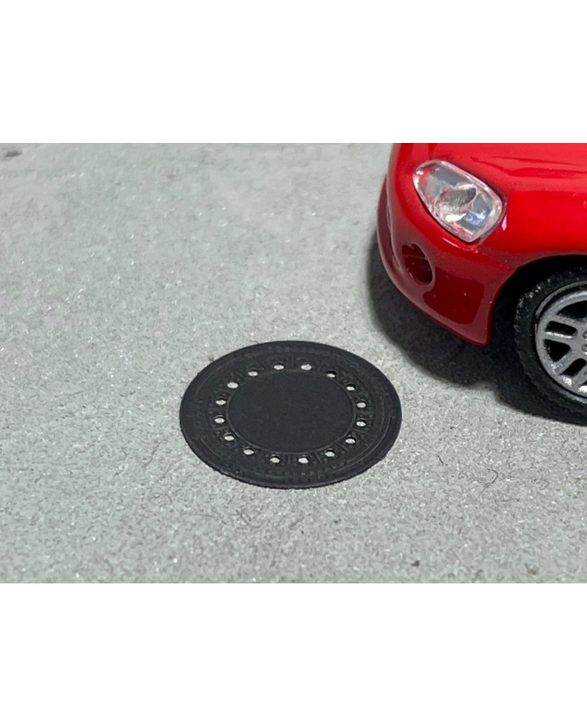 Tapas de alcantarilla (13 units)