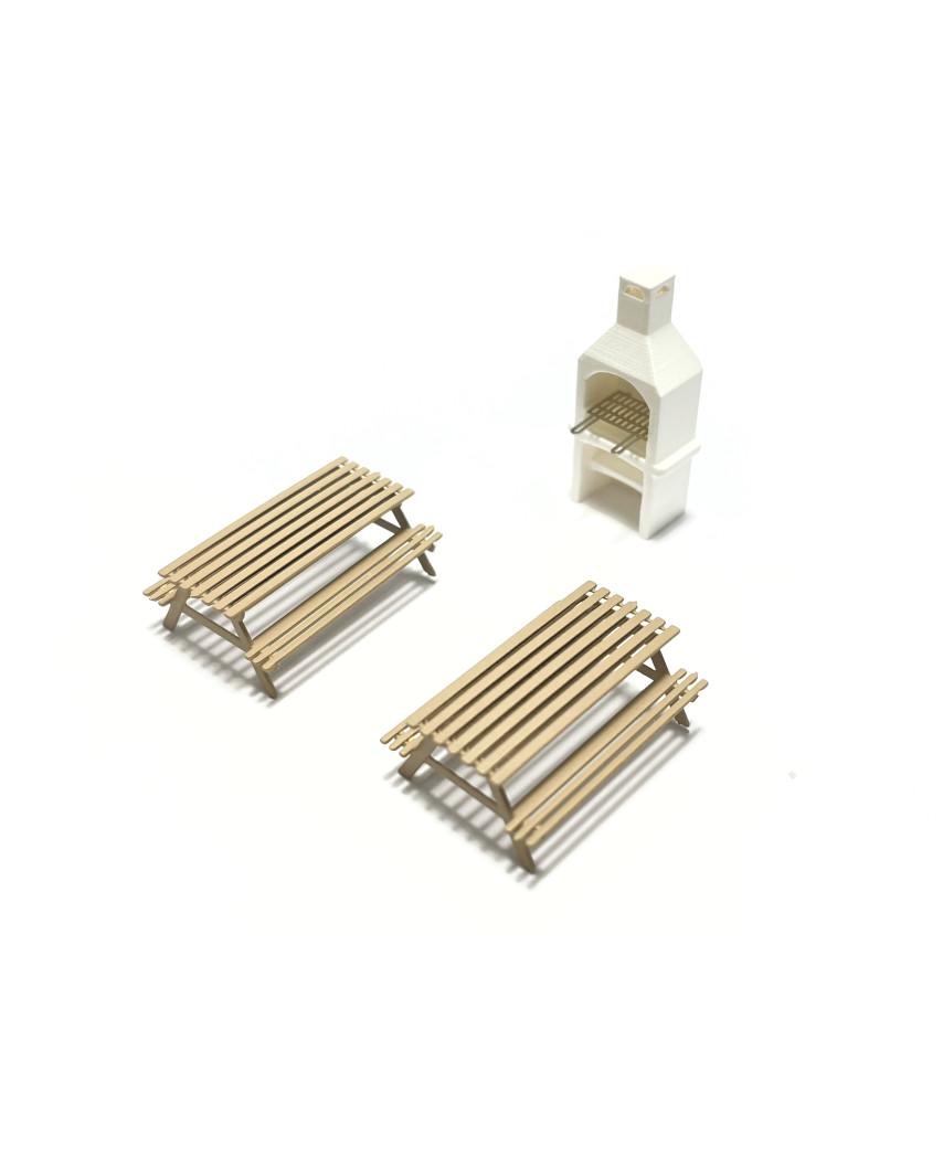 H0 | Garden barbecue and 2 picnic tables