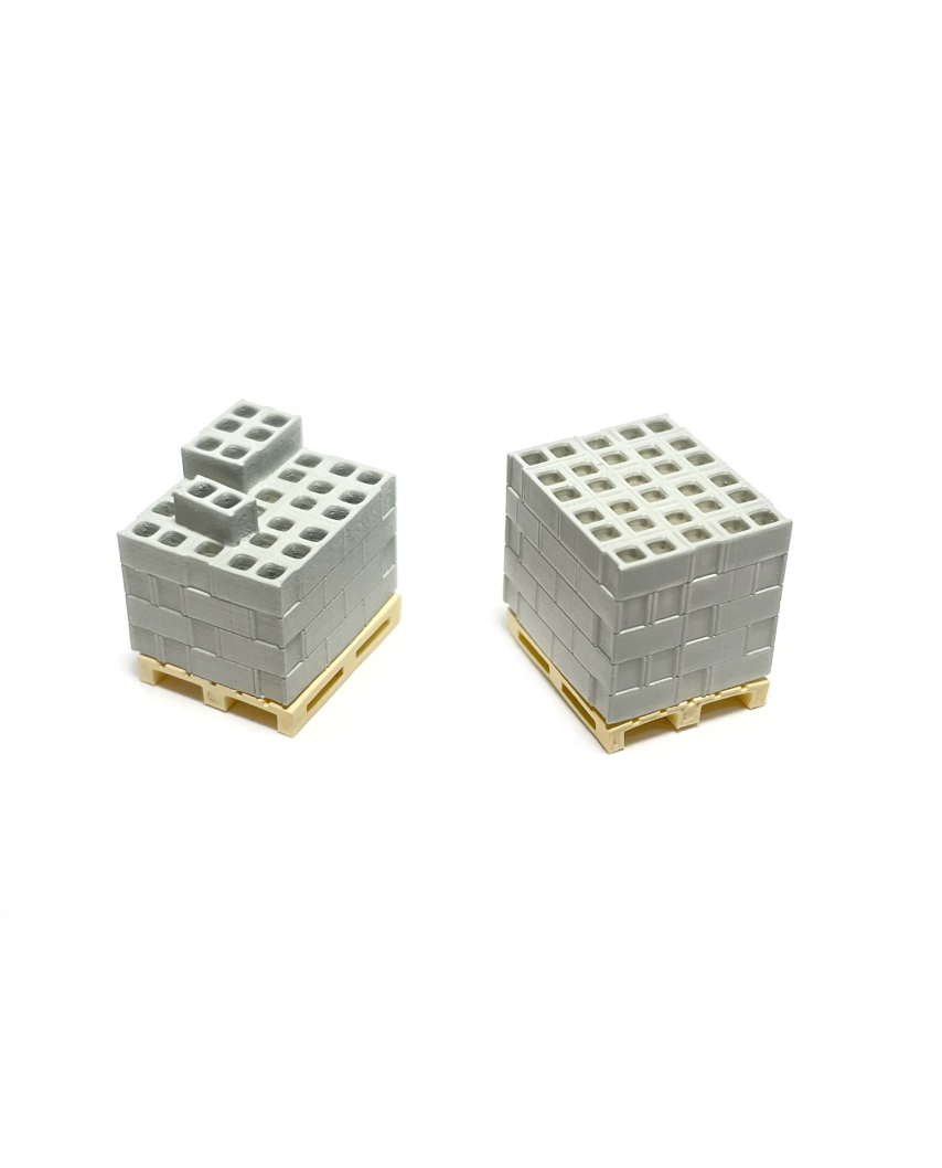 H0 | Concrete blocks on pallets (2 units)